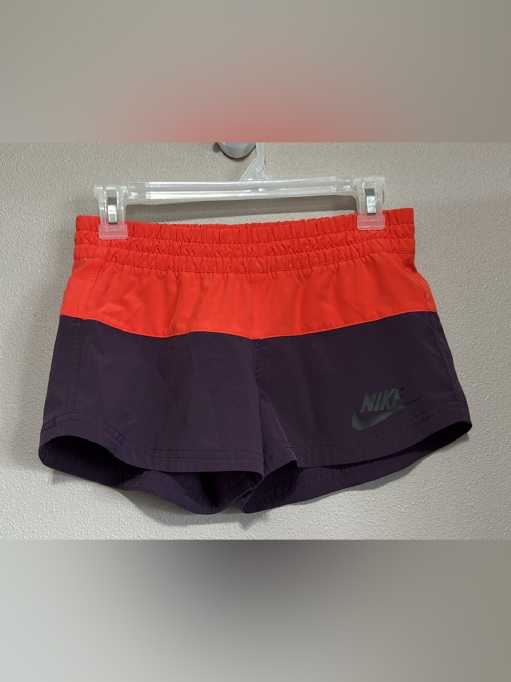 NIKE Women’s XS Remix Shorts